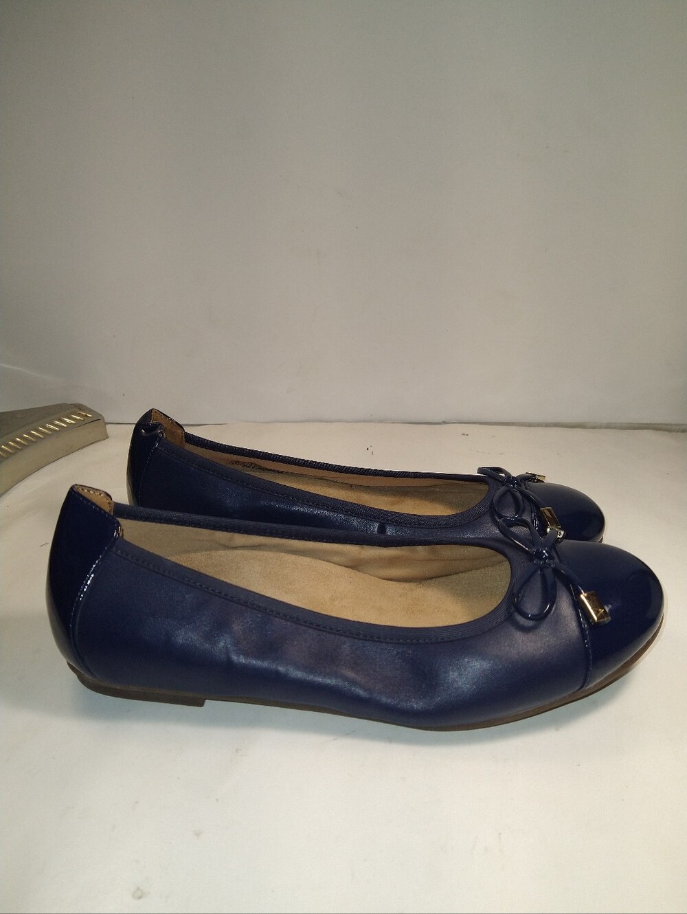 Vionic Minna Blue Leather Comfort Ballet Flats Women's sz 8.5.